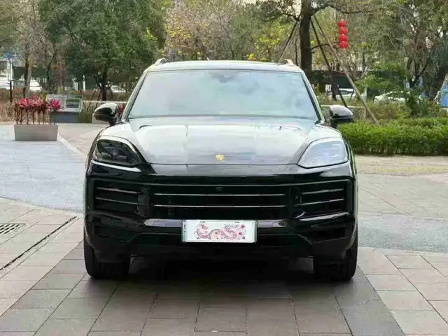 Porsche Cayenne 2024