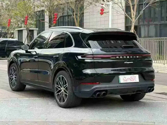 Porsche Cayenne 2024