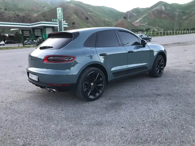 Porsche Macan 2015