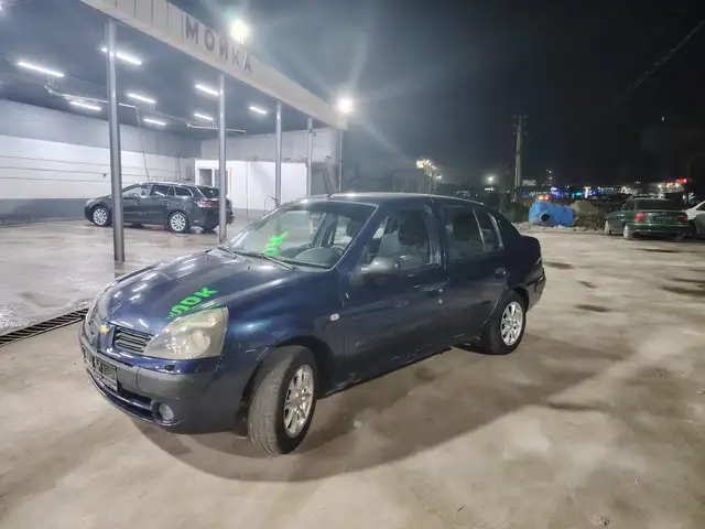 Renault Logan 2005