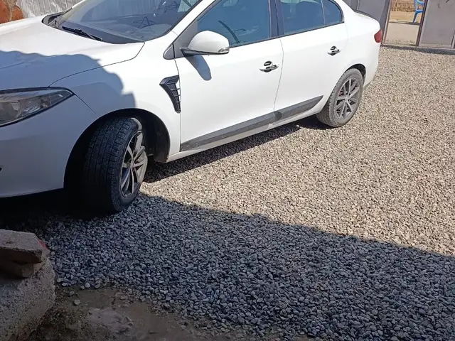Renault Fluence 2011