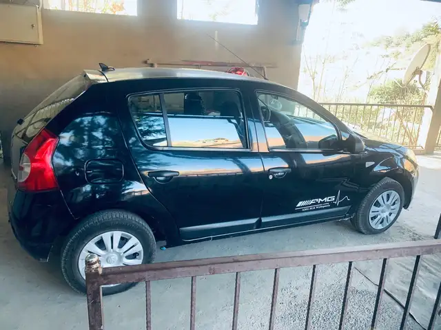 Renault Sandero 2012