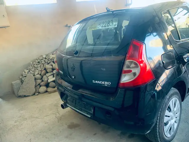 Renault Sandero 2012