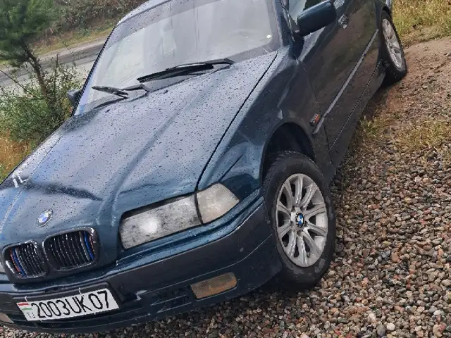 BMW 3 1996