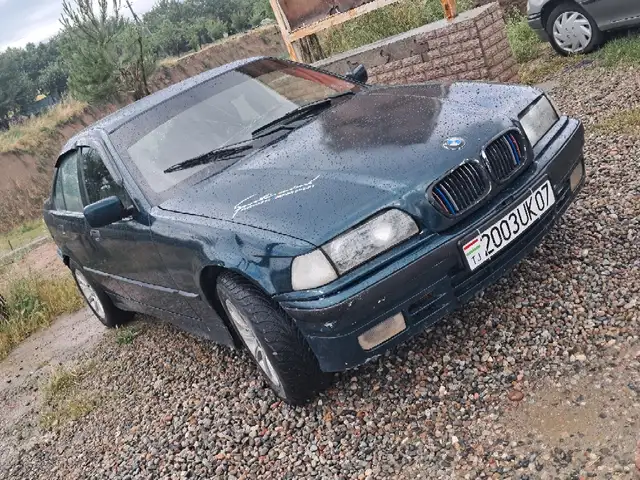 BMW 3 1996