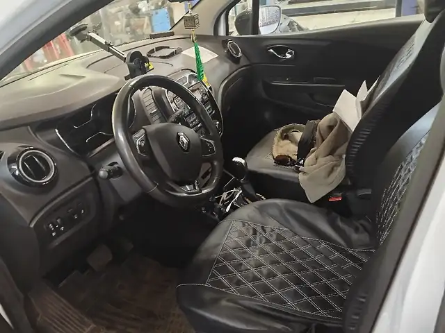 Renault 11 2019