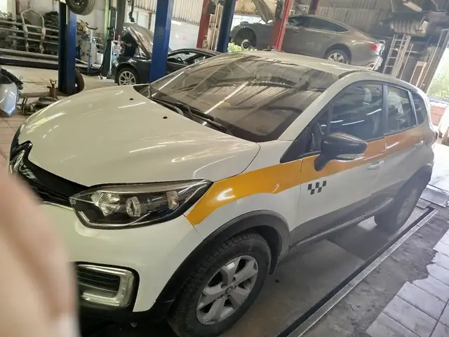 Renault 11 2019