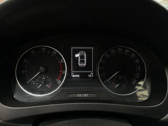 Skoda Rapid 2015