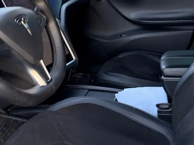 Tesla Model S 2016