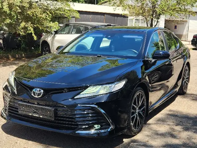 Toyota Camry 2018