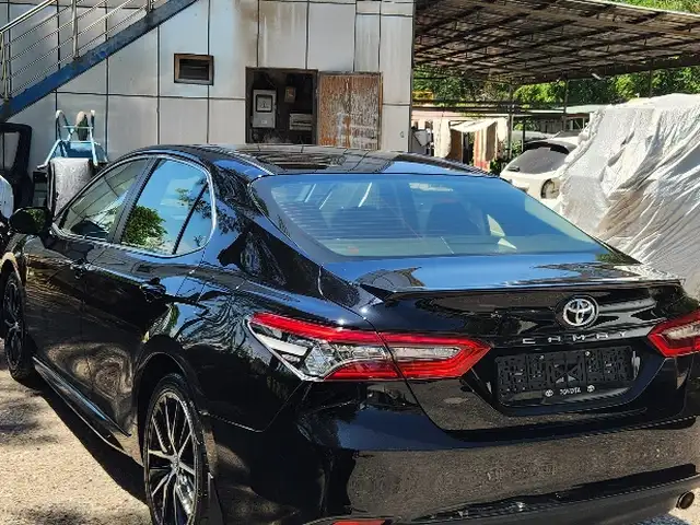 Toyota Camry 2018
