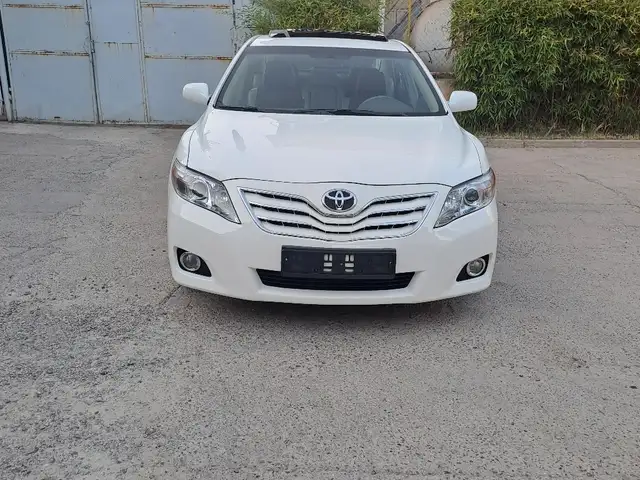 Toyota Camry 2011
