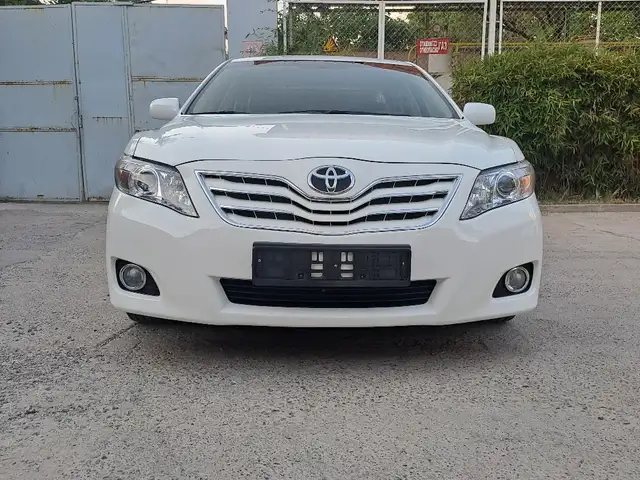 Toyota Camry 2011
