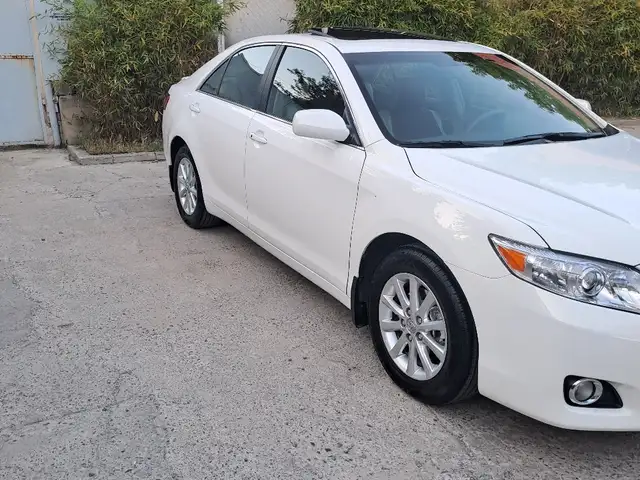 Toyota Camry 2011