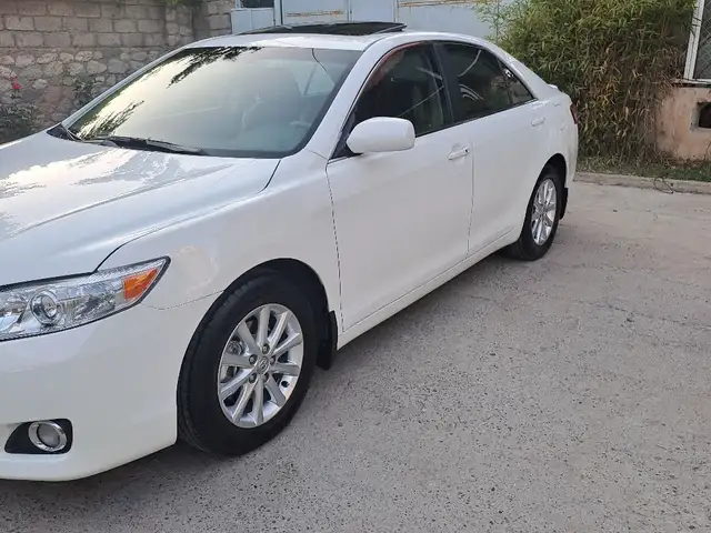 Toyota Camry 2011