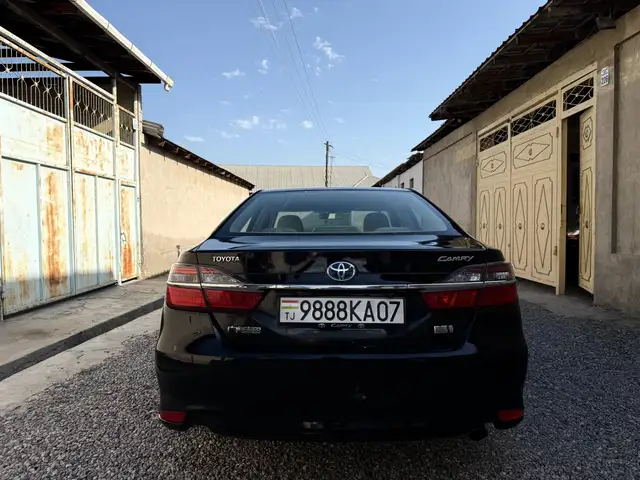 Toyota Camry 2016