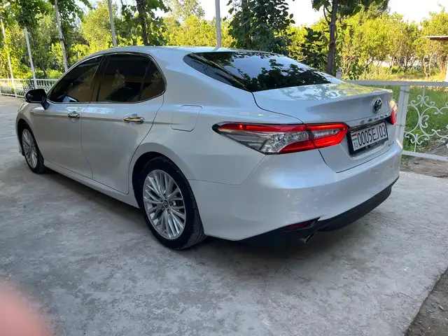 Toyota Camry 2018