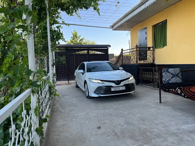 Toyota Camry 2018