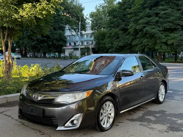 Toyota Camry 2012
