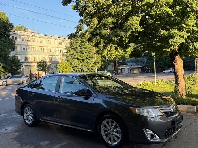 Toyota Camry 2012