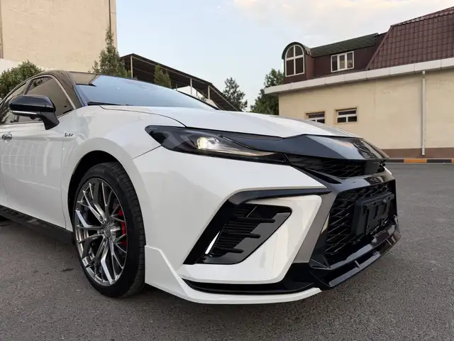 Toyota Camry 2025