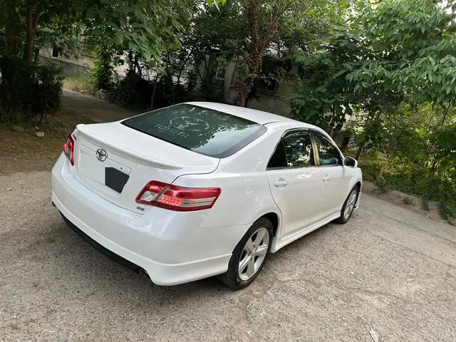 Toyota Camry 2011