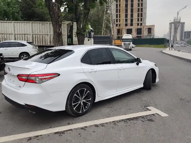 Toyota Camry 2018