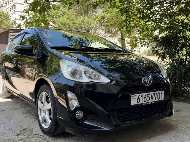 Toyota Aqua 2015