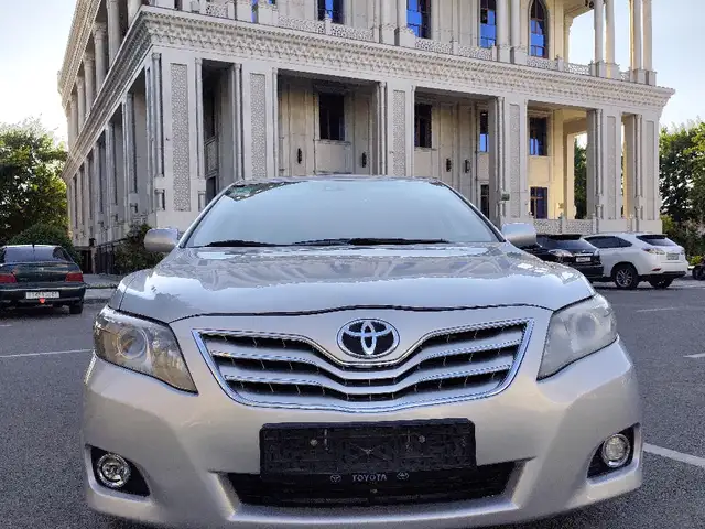 Toyota Camry 2011