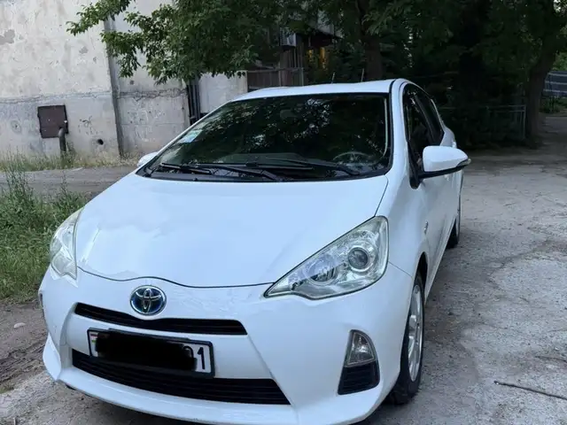 Toyota Aqua 2014