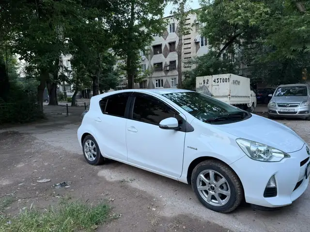 Toyota Aqua 2014