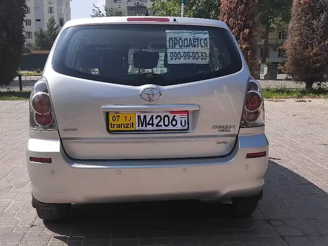 Toyota Verso 2006