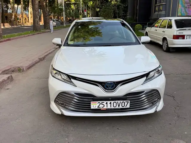 Toyota Camry 2018