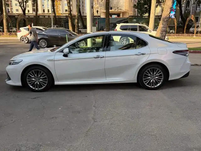 Toyota Camry 2018