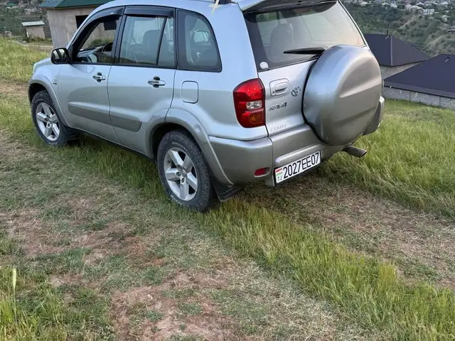 Toyota RAV 4 2004