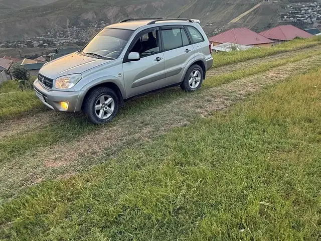 Toyota RAV 4 2004