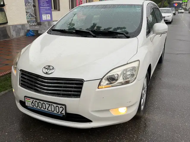 Toyota Mark X ZiO 2010