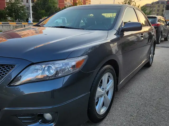 Toyota Camry 2010