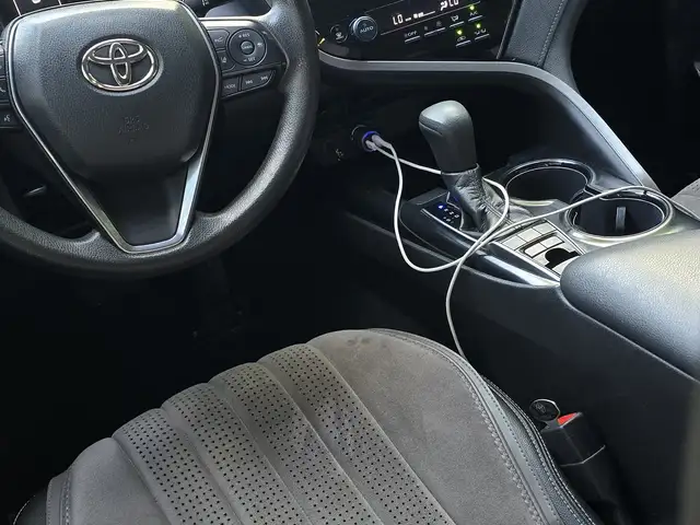 Toyota Camry 2019