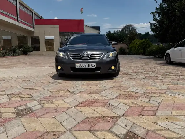 Toyota Camry 2011