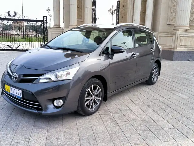 Toyota Verso 2014