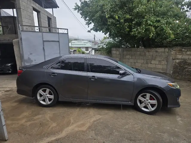 Toyota Camry 2014