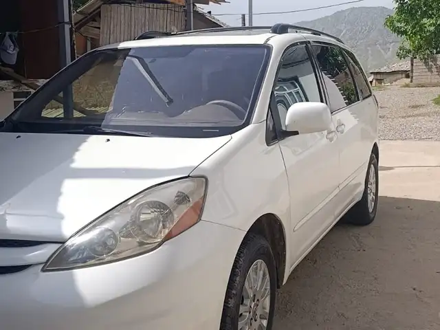 Toyota Sienna 2009