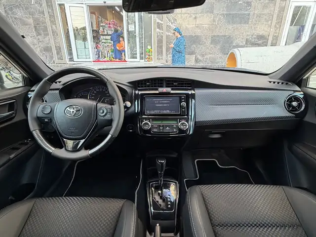 Toyota Fielder 2016