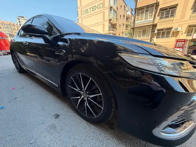 Toyota Camry 2019