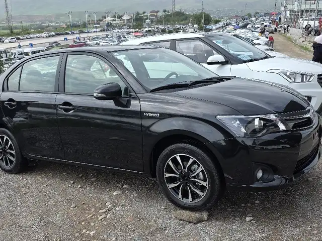 Toyota Axio 2014