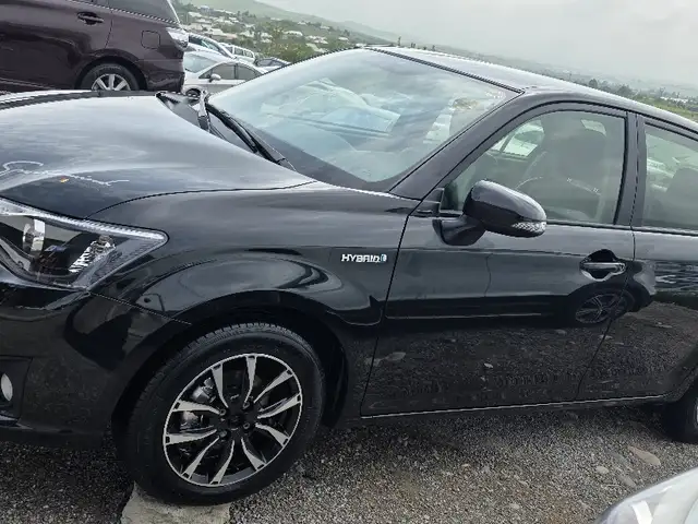 Toyota Axio 2014