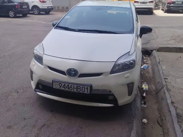 Toyota Prius 2014
