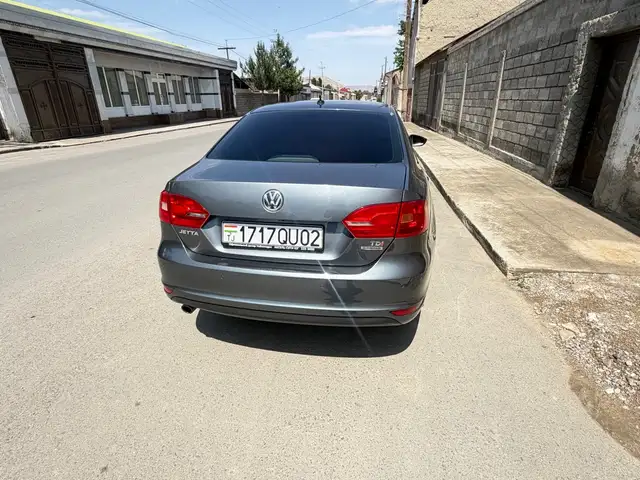 Volkswagen Jetta 2014