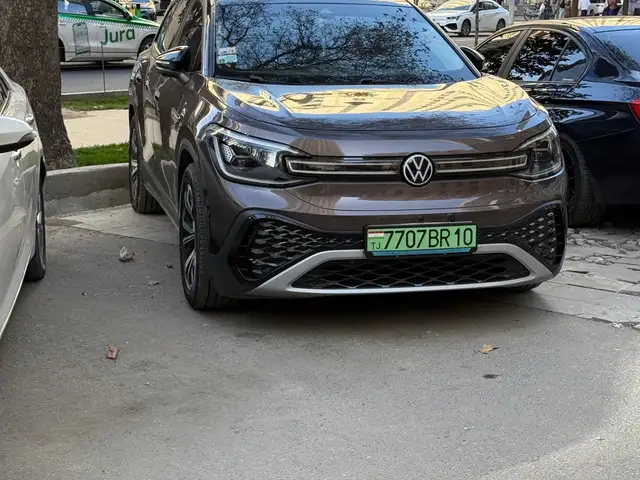Volkswagen ID.6 2021